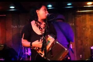 Rosie Ledet's Expert Dog Care Tips & Tricks | My Caring Dog – Tips, Stories, and Care Guides for Loving Pet Owners